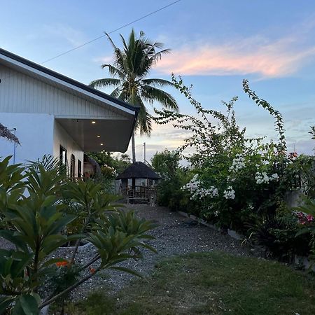 Momo Hostel Moalboal Kültér fotó