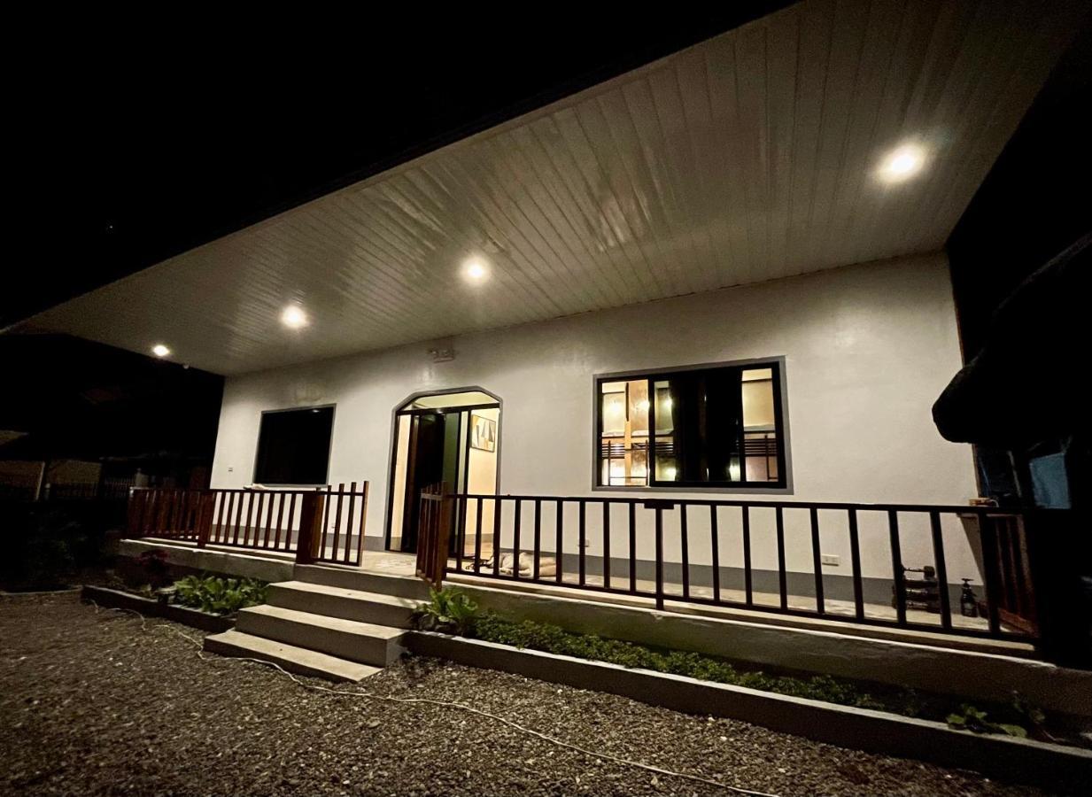 Momo Hostel Moalboal Kültér fotó