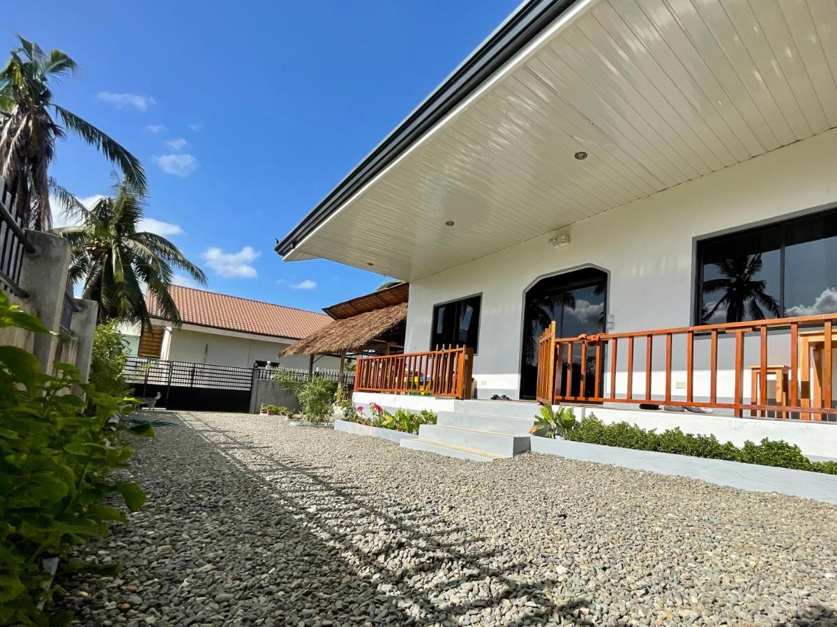 Momo Hostel Moalboal Kültér fotó
